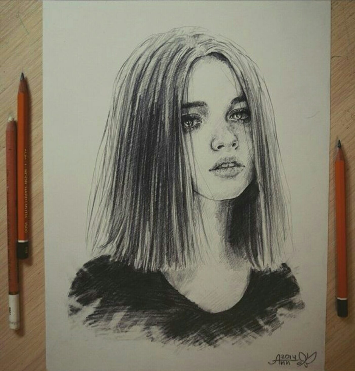 Девочка с каре рисунок карандашом