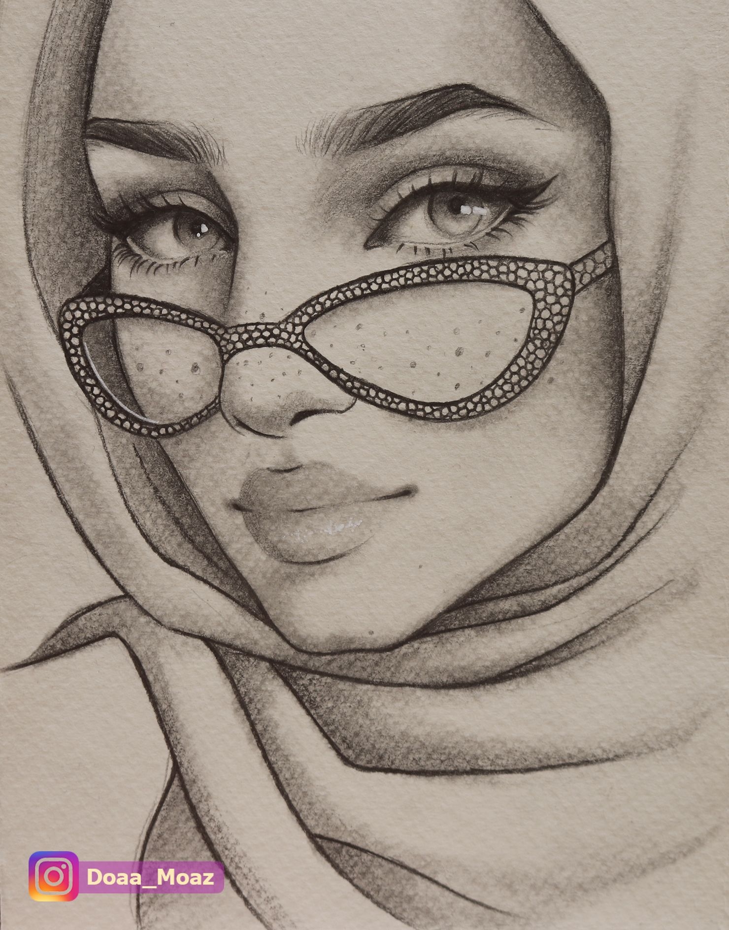 Девушка в платке рисунок карандашом