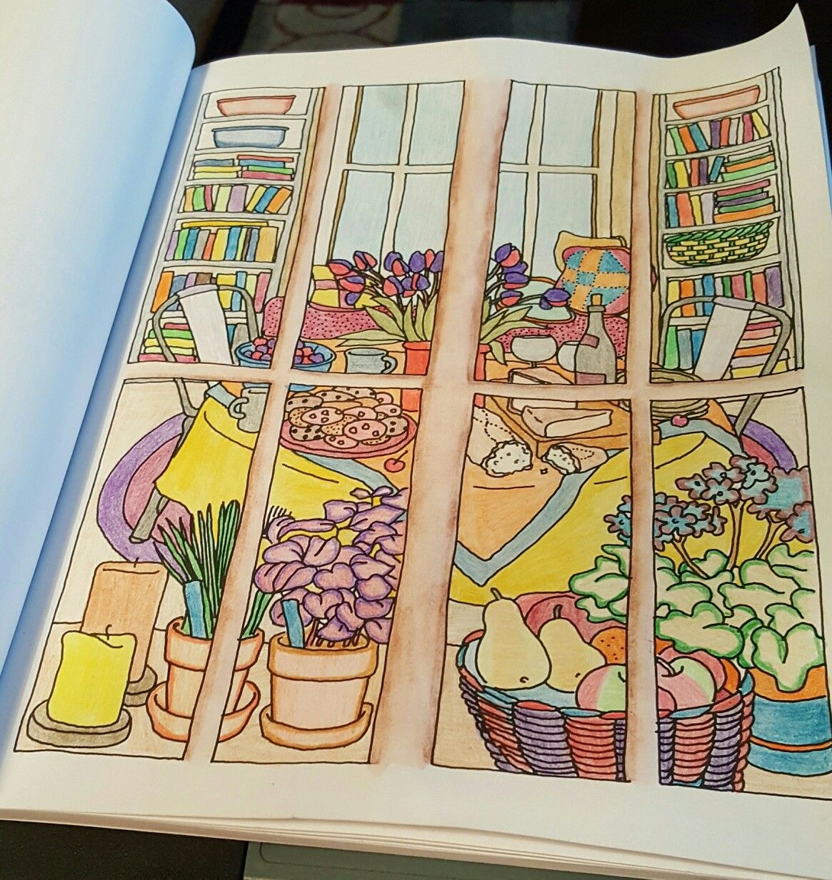 Creative haven Home Sweet Home Coloring book Раскрашенные страницы