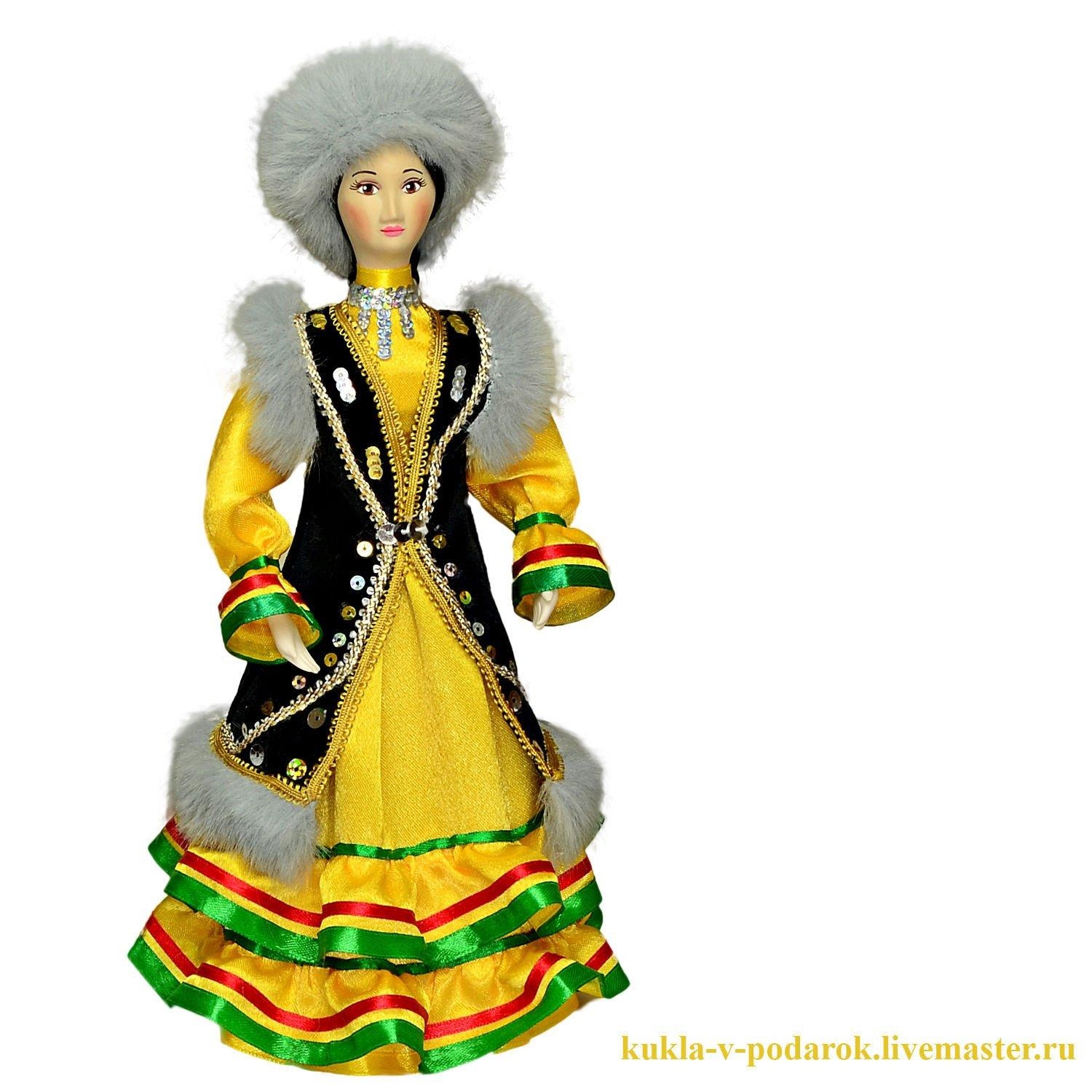 Башкир и башкирка в национальных костюмах куклы