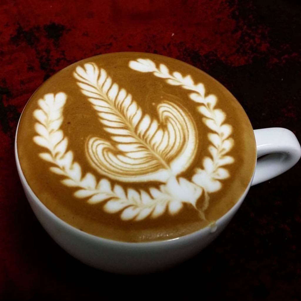 Розетта кофе латте арт